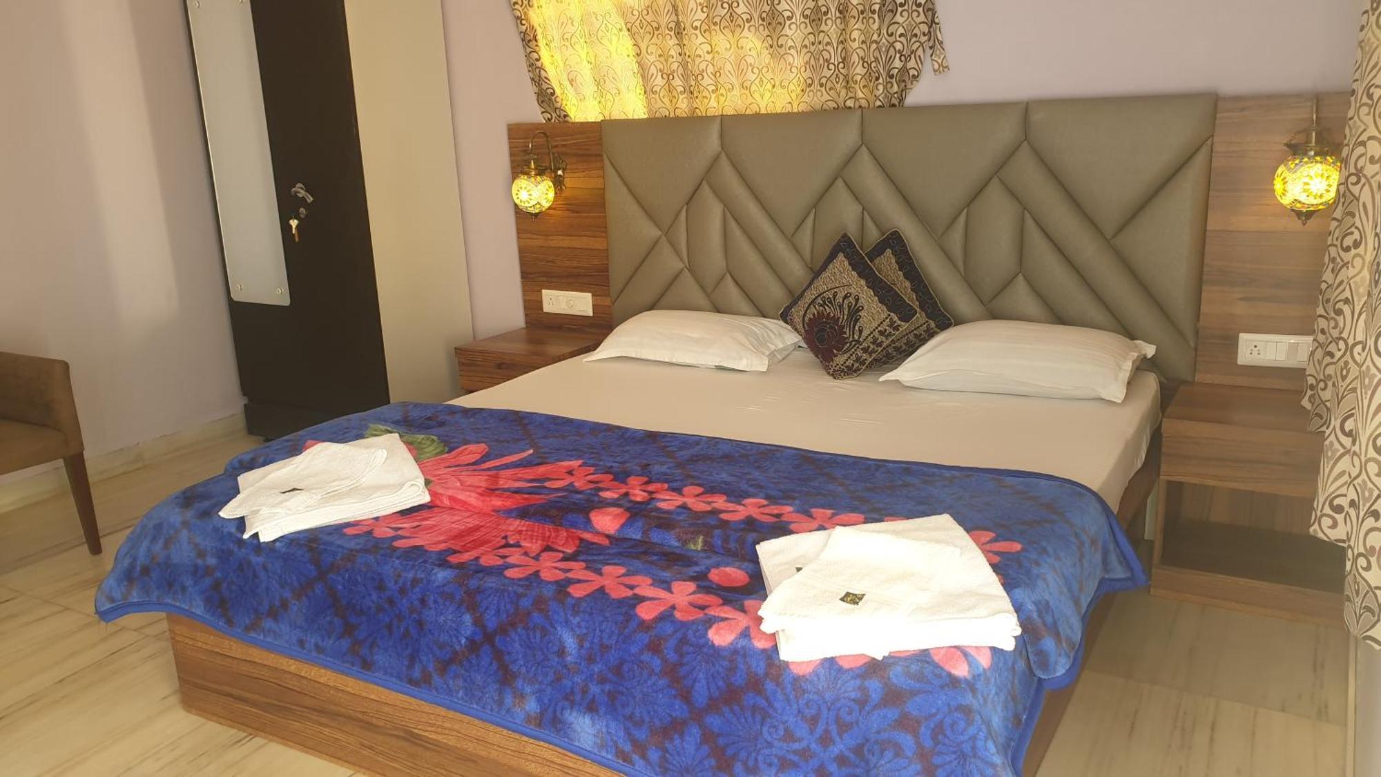 Quinte Hills Residency Villa Panchgani Exterior photo